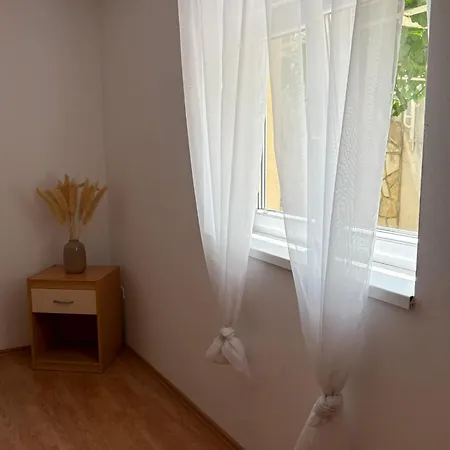 App Mirela 3 * Novi Vinodolski